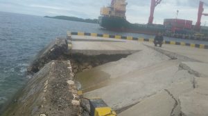 Dermaga pelabuhan Waingapu rusak. (ist)