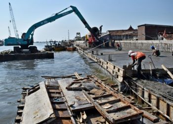 ADA 26 PROYEK PELABUHAN MANGKRAK