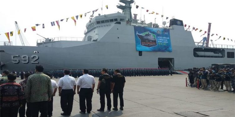850 Ton Bantuan Logistik dari Kapal Kemanusiaan Tiba di Lombok