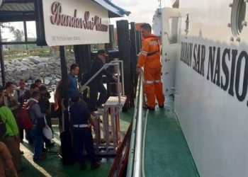 Kapal SB Putra Kandas, Penumpang Berhasil DIevakuasi
