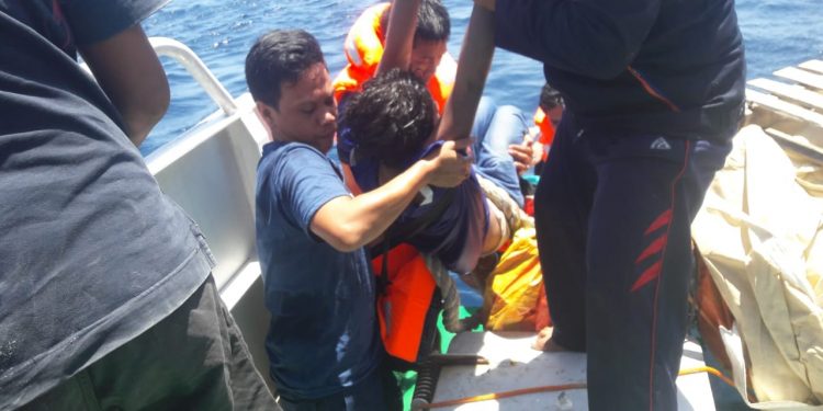 Satu Korban Selamat Musibah Kapal Bandeng Dievakuasi