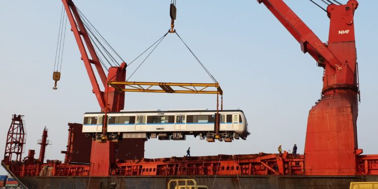 DMS Kembali Tangani Impor Kereta MRT