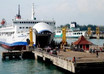 Mulai Desember, Kapal di Bawah 5.000 GT Tak Boleh Beroperasi di Merak-Bakauheni