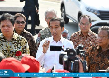 Ekspor Toyota Tembus 1,3 Juta Unit, Jokowi Minta Investasi & Ekspor Ditingkatkan