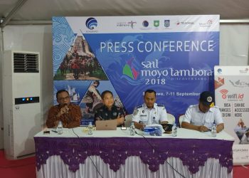 13 Kapal Ramaikan Sail Moyo Tambora