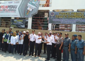Syahbandar Priok Lepas Kapal  Camara Nusantara I ke Pantoloan