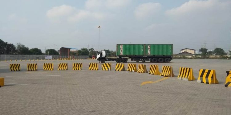 Mulai Uji Coba, Priok Siapkan 2 Hektar Kantong Parkir Truk