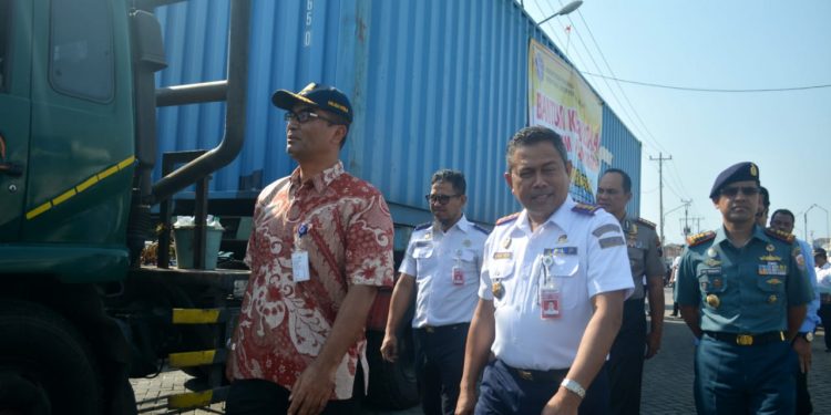 Sekarang, Kapal Bantuan ke Palu bisa Lewat Pelabuhan Donggala