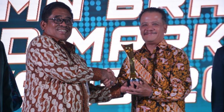 PTP Raih 3 Penghargaan BUMN Branding