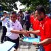 Kemenhub Bagikan 200 Life Jacket ke Operator Kapal di Sorong