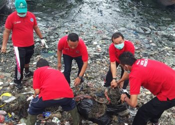 Kantor UPP Brondong Bersih-bersih Laut