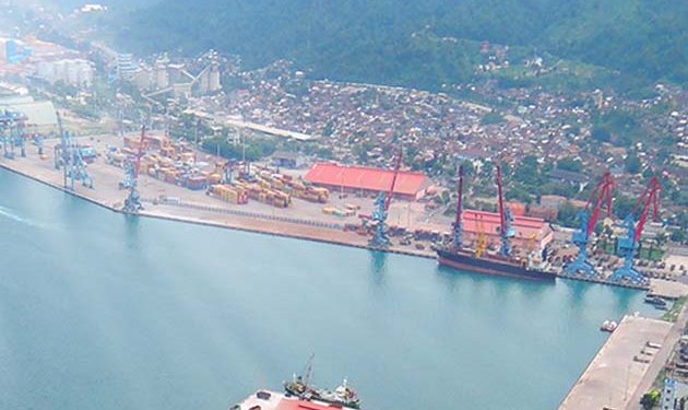 Panjang Terapkan Integrated Port Services
