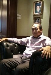 Tak Ada Gunanya Sinergi dengan Asing