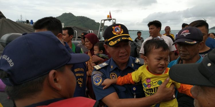 Ratusan Pengungsi di Pulau Sebuku dan Sebesi Berhasil Dievakuasi