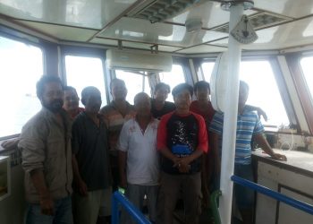 TB Biliton Selamatkan Crew Sri Maju