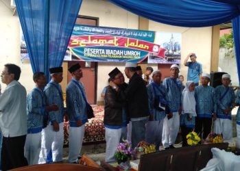 15 TKBM Priok Diberangkatkan Umroh