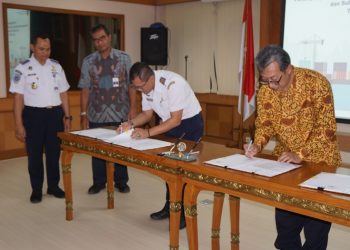 Kemenhub-Pelni Teken Kontrak PSO Penumpang Ekonomi, Subsidi Tol Laut & Angkutan Ternak