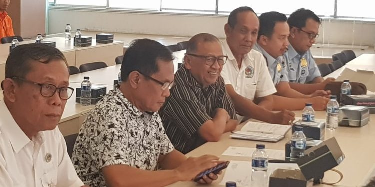 Mulai 4 Februari, Masuk Priok Pakai Kartu