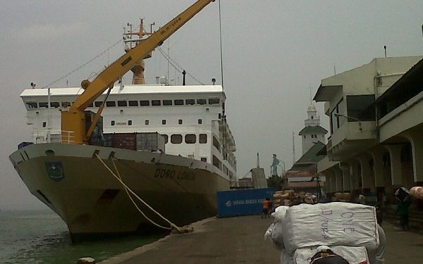 Pengiriman Barang via Laut Naik