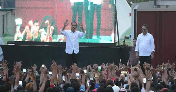 Jokowi Hadiri Deklarasi Pengemudi Truk untuk Keselamatan