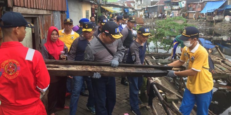 Libatkan 2.000 Orang, Deklarasikan Makassar Saya Makassar Bersih