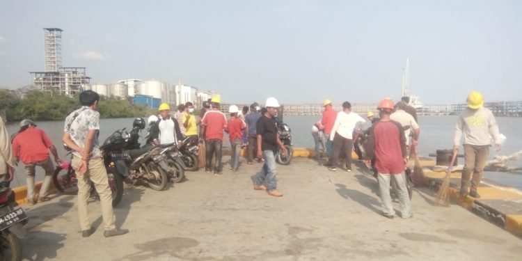 Distrik Navigasi Dumai Selenggarakan Padat Karya