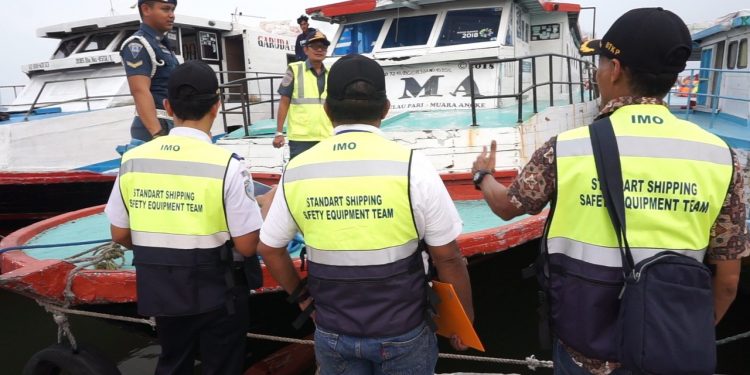 Uji Petik Kelaikan Kapal Terpadu di Muara Angke