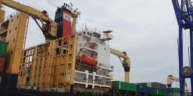 SPIL Per 2 Minggu Masuk Kuala Tanjung