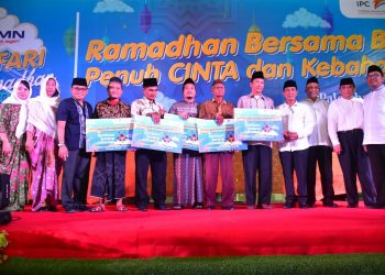 Boom Baru Hadir untuk Negeri, Berbagi dengan 1.000 Yatim Piatu