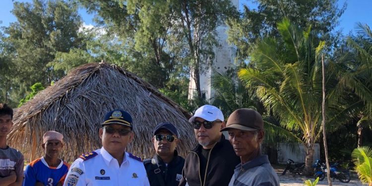 Mesti Tak Digaji, Eli Tetap Setia Menjaga Rambu Suar