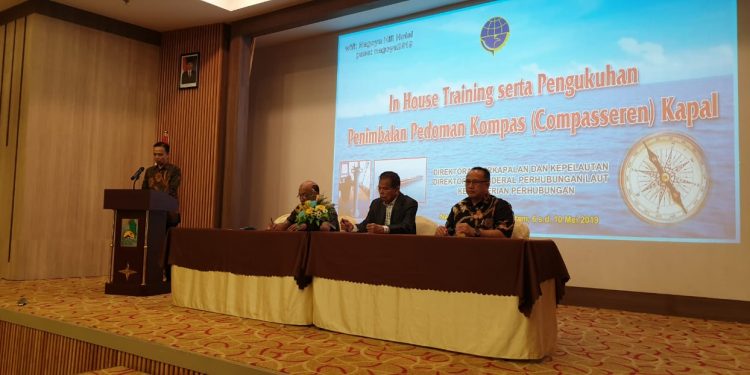 Hubla Gelar Training Penimbalan Kompas Kapal