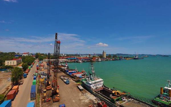 Batu Ampar Perlu Investasi Peralatan Bongkar Muat