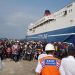 Para Pemudik Gratis KRI Banda Aceh Tiba di Lampung