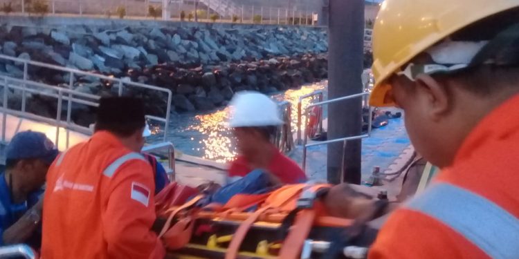 17 Kru KM Lintas Timur masih Dicari, Kemenhub Kirim Tim Evakuasi