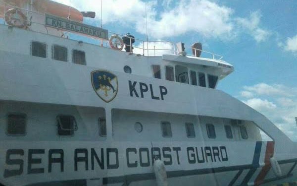 Evakuasi Korban Banjir Morowali, Terjunkan KN Salawaku