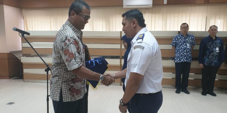 Tembus 1,9 Juta Orang, Posko Angkutan Laut Lebaran Ditutup