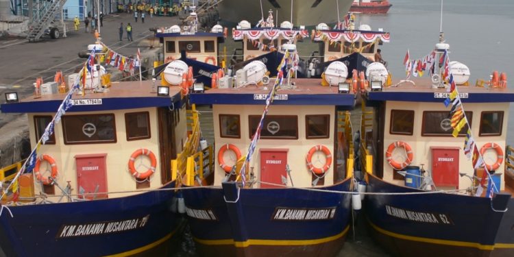 Kemenhub Hibahkan Puluhan Kapal Pelra