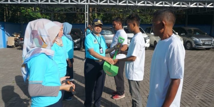 KSOP Lembar Gelar Padat Karya Libatkan Masyarakat