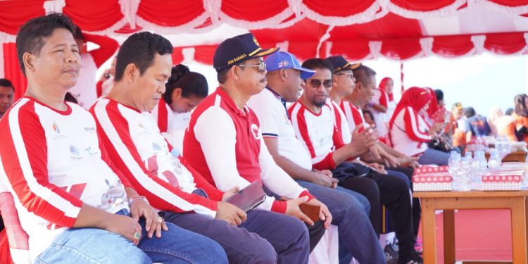 Pelindo IV Gelar Jalan Sehat & Pasar Murah di Papua