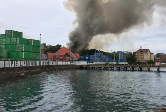 Bongkar Muat Kapal SPIL Dihentikan Akibat Kerusuhan Manokwari