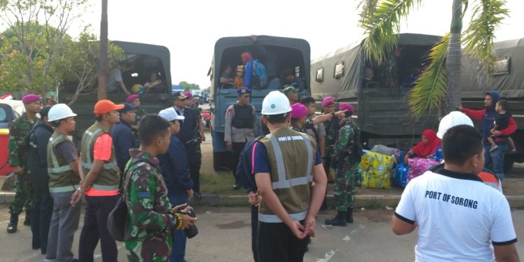 Apresiasi Masyarakat untuk KSOP Tangani Penumpang di Sorong