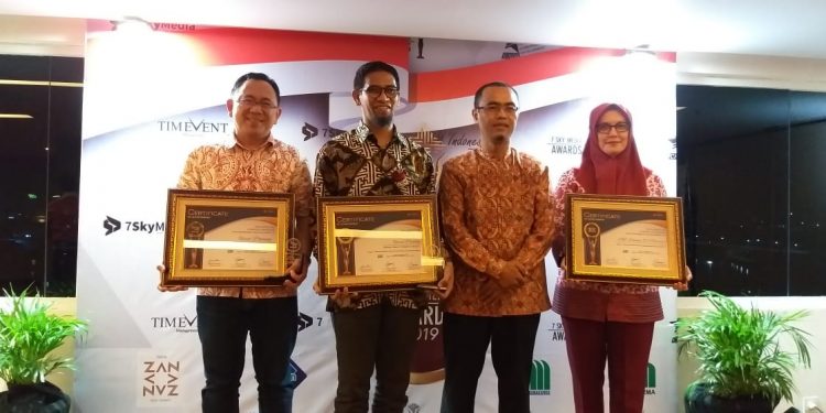 Farid Padang Sabet Penghargaan sebagai Pemimpin Pembaruan Bidang Pelabuhan Modern