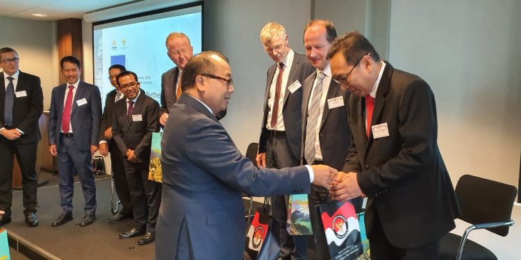 Pengembangan Kawasan Khusus Untuk Turunkan Cost Logistik