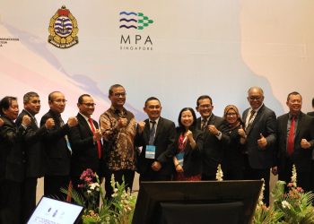 Indonesia Komit Atasi Sampah Plastik di Laut
