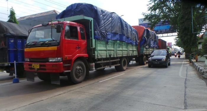 Per 1 Februari 2020, Truk ODOL Dilarang Nyeberang Dengan Kapal