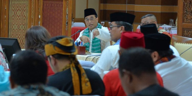 Budi Karya Undang Gubernur & Bupati se-Maluku Bahas Percepatan Infrastruktur Transportasi