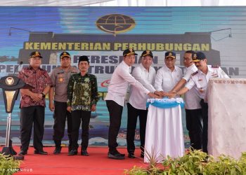 Resmikan Trunojoyo, Menhub Minta Bupati Kembangkan Potensi Lokal Madura