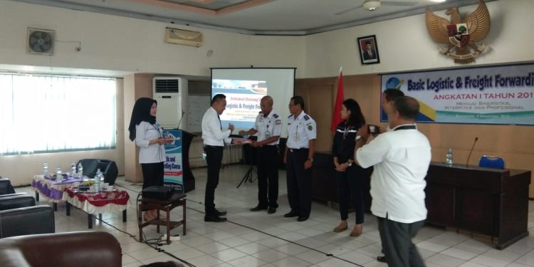 ALFI Samarinda Gandeng Alfi Institute Didik SDM Logistik