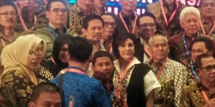 Carmelita Kembali Pimpin INSA