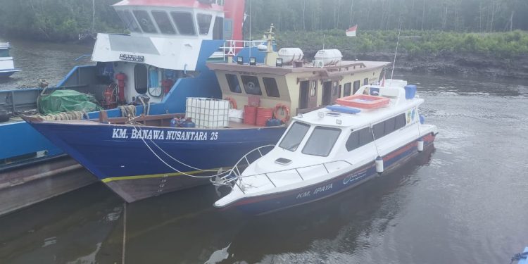 Kemenhub Serahkan 2 Kapal Untuk Timika